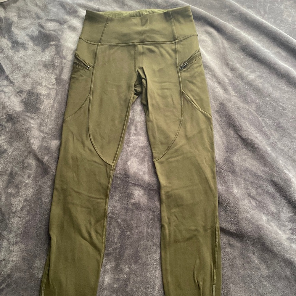 Lululemon leggings